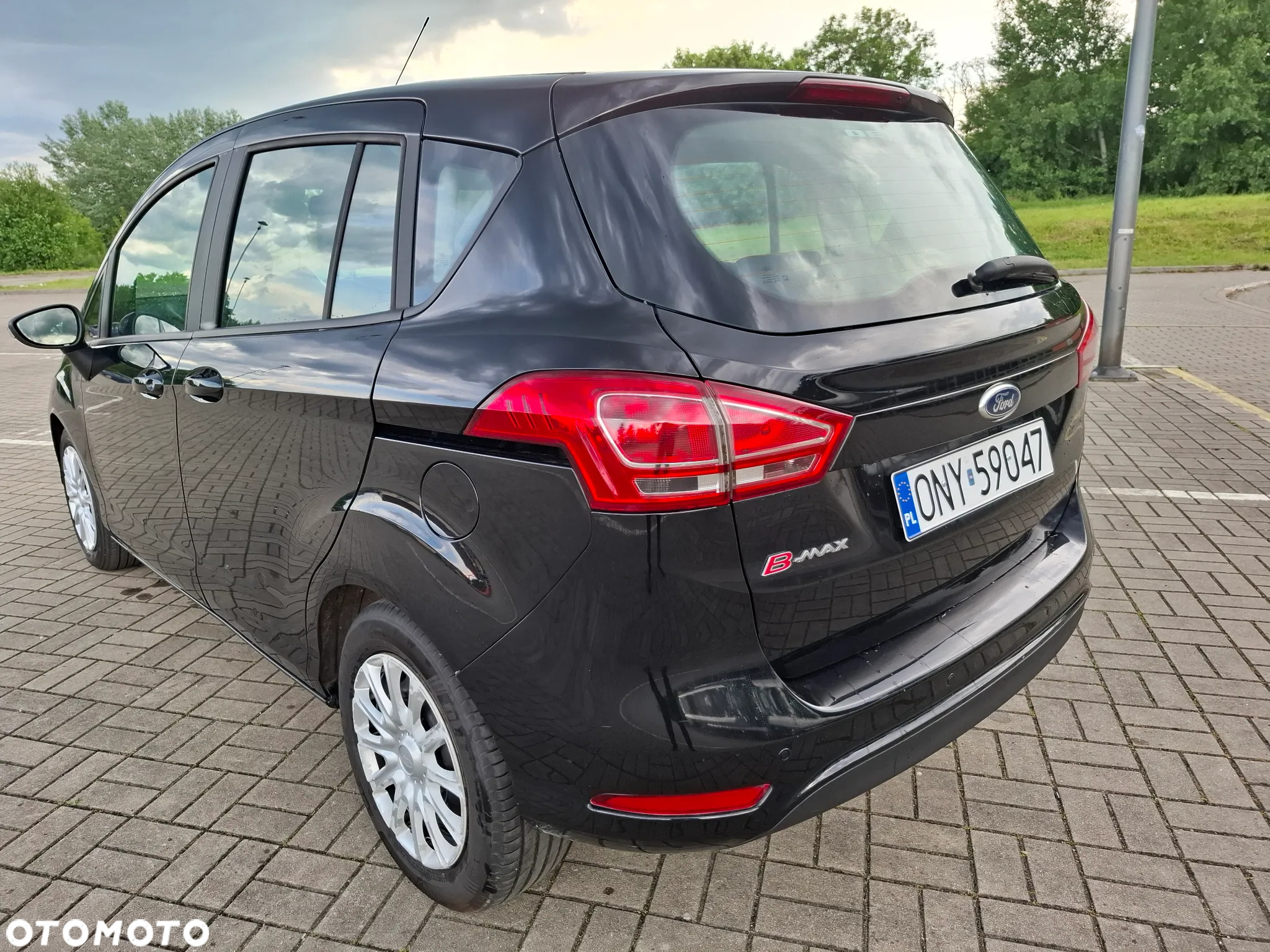 Ford B-MAX 1.5 TDCi Titanium - 13