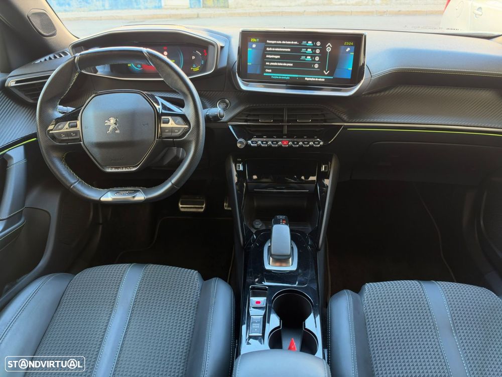 Peugeot e-2008 50 kWh GT Line - 7