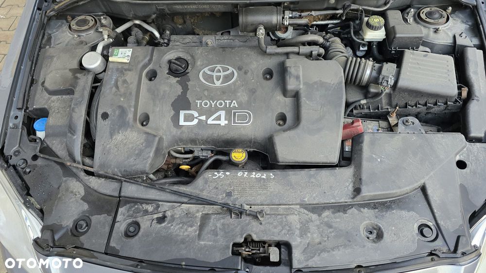 Toyota Avensis 2.0 D-4D Prestige - 9