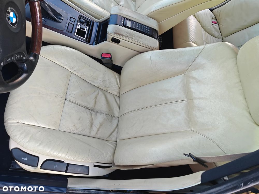 BMW Seria 7 - 26