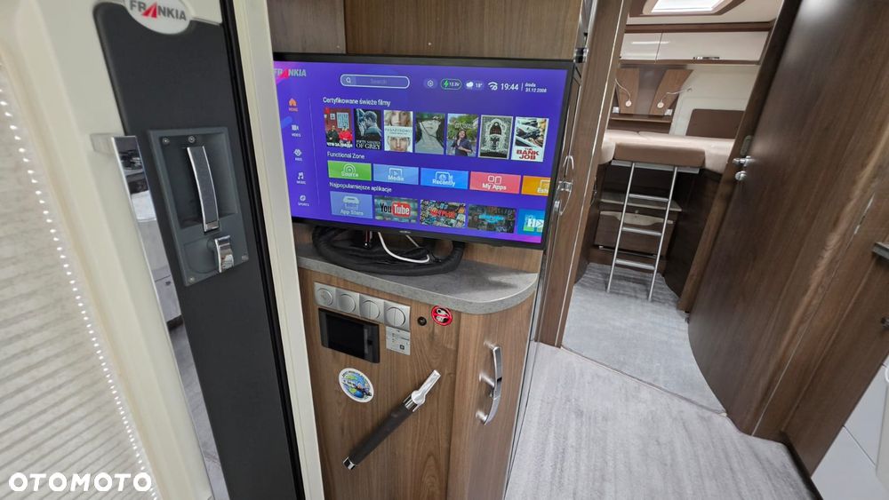 Mercedes-Benz KAMPER///MERCEDES-BENZ/// 2023///FRANKIA///PLATIN///INTEGRA/// 5 OSOBOWY///DMC 5500 KG///190 KONI/// LUKSUSOWY APARTAMENT NA KOŁACH/// STAN JAK FABRYCZNIE NOWY - 32