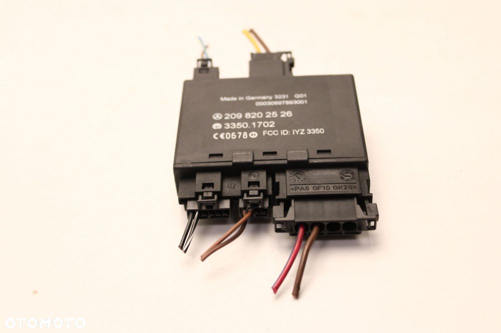 mercedes clk w209 02r- moduł keyless go 2098202526 - 3