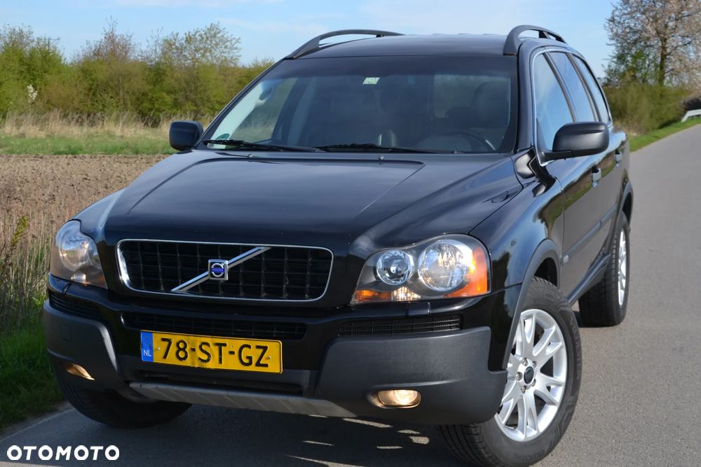 Volvo XC 90 2.5T Momentum - 24