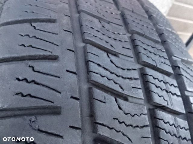 215/65/R15C 104/102T GOODYEAR CARGO VECTOR 2 - 3