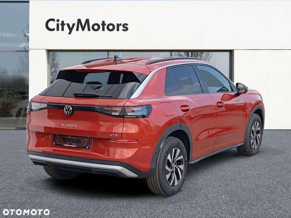 Volkswagen T-Roc - 7