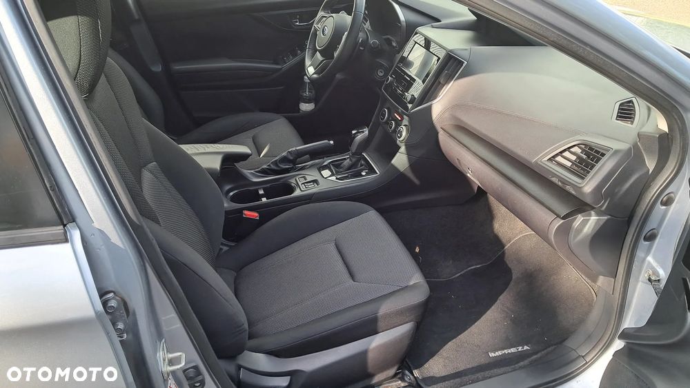 Subaru Impreza 2.0i Lineartronic Sport - 28