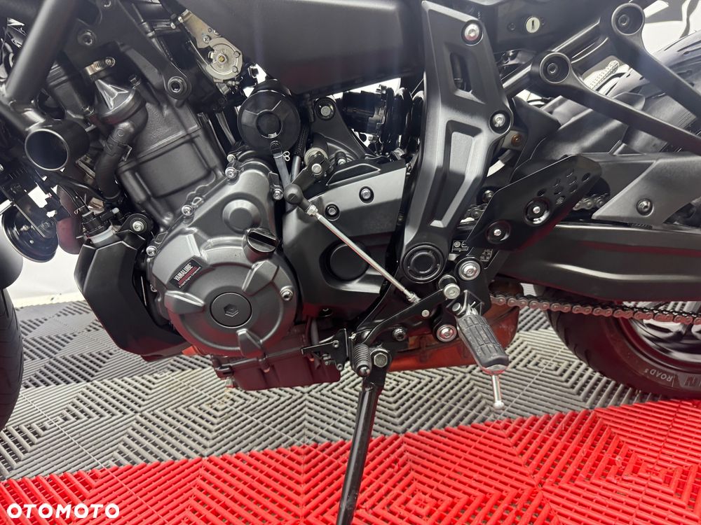 Yamaha MT - 16