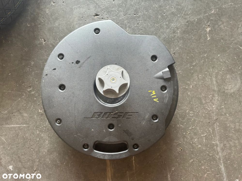 Głośnik subwoofer Renault Megane IV - 1