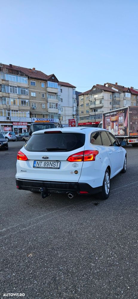 Ford Focus - 2