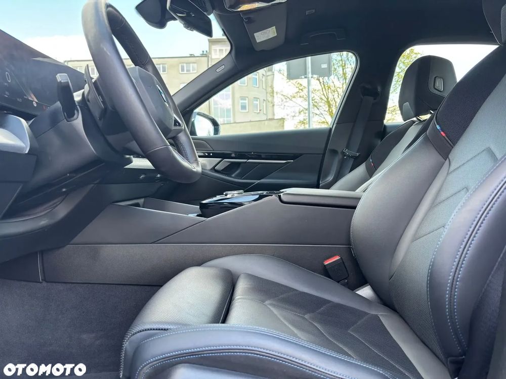 BMW Seria 5 520d mHEV M Sport - 8