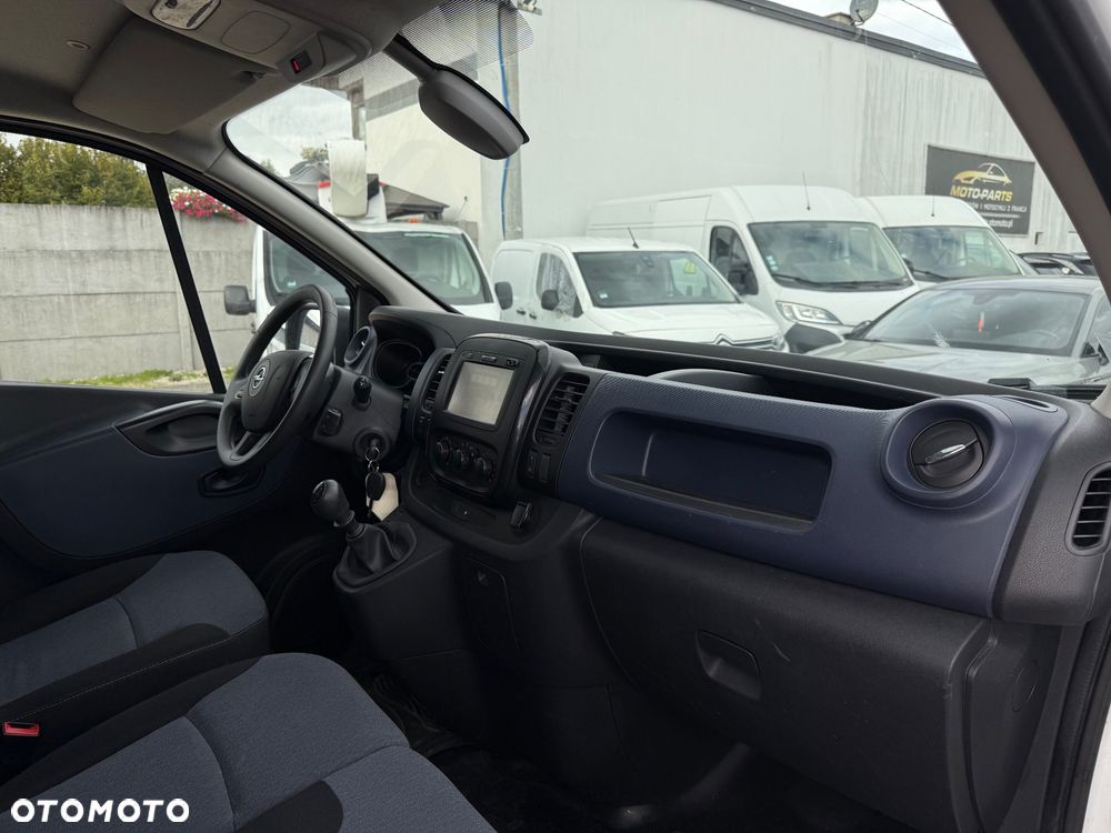 Opel Vivaro - 9