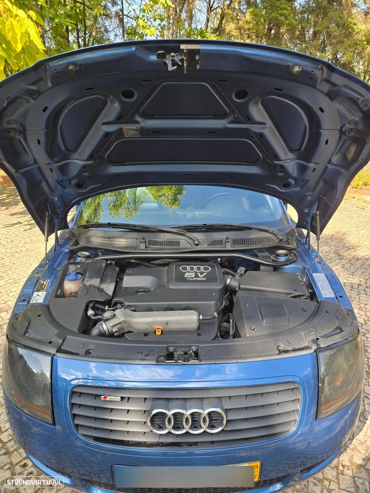 Audi TT Coupé 1.8 T S-line - 2