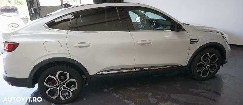Renault Arkana MHEV 160 EDC Techno - 4