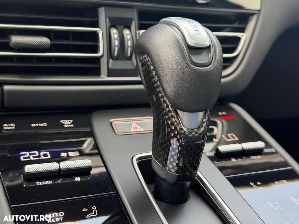 Porsche Macan GTS - 13