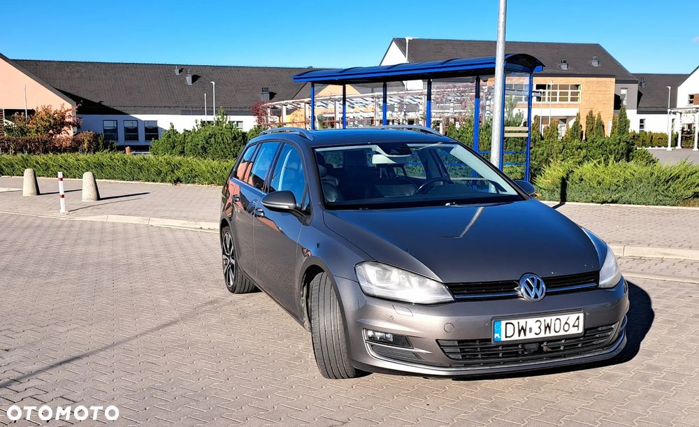 Volkswagen Golf 2.0 TDI BlueMotion Technology Highline - 3