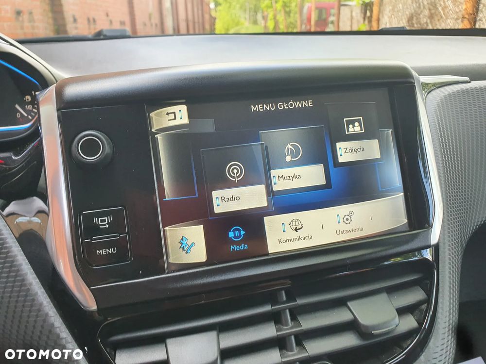 Peugeot 2008 PureTech 82 ETG5 STOP&START Allure - 14