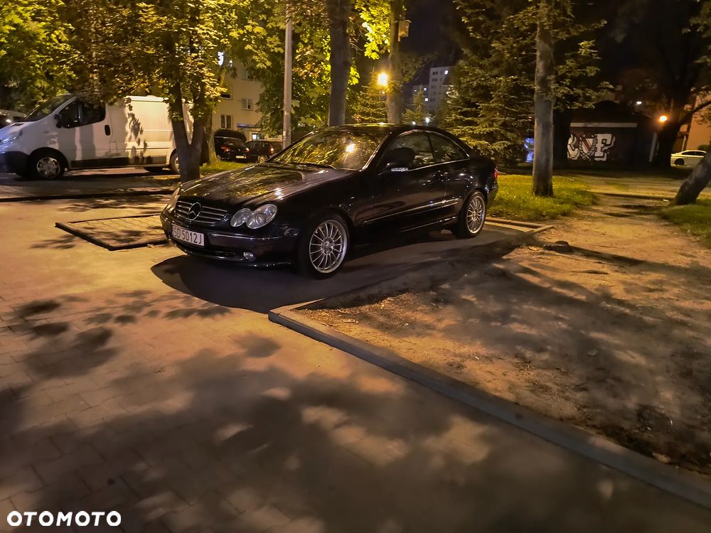 Mercedes-Benz CLK 500 7G-TRONIC Elegance - 12