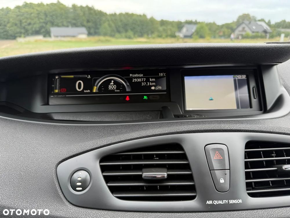 Renault Scenic 1.6 16V TomTom Edition - 15
