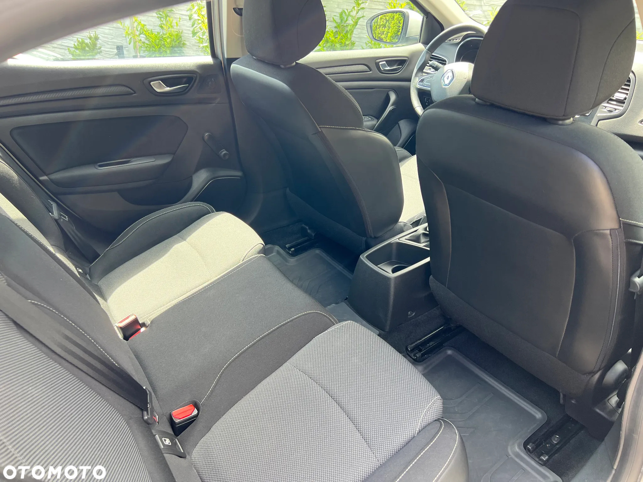 Renault Megane 1.6 SCe Life - 21