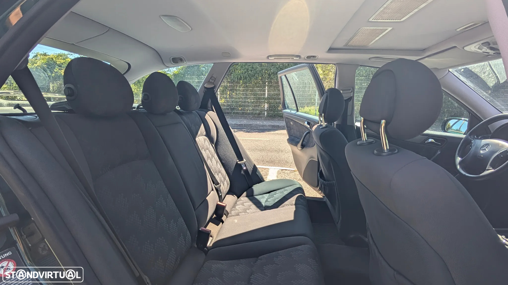 Mercedes-Benz C 220 CDi Avantgarde - 16