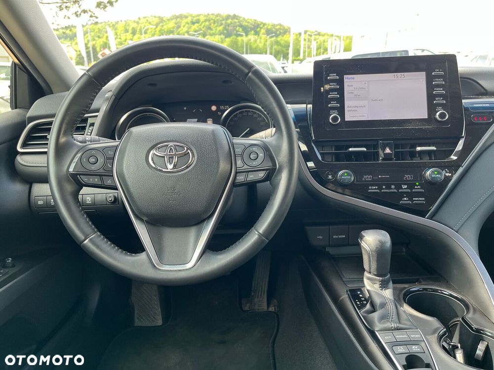 Toyota Camry 2.5 Hybrid Comfort CVT - 10
