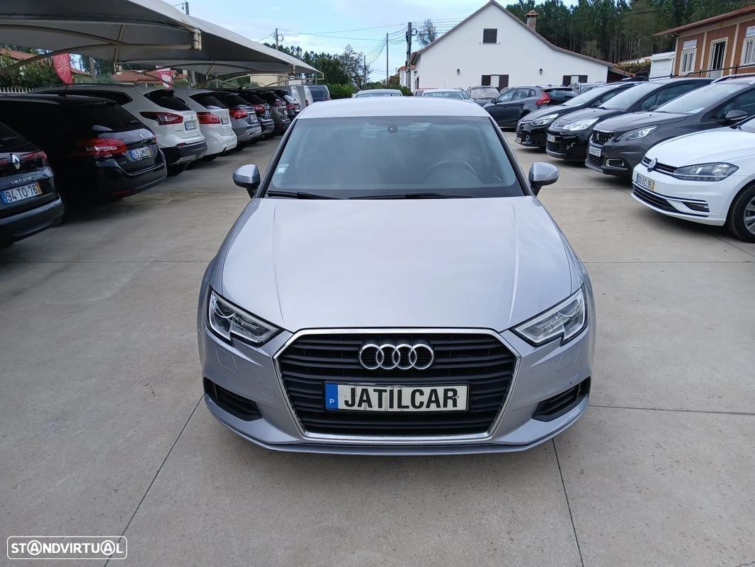 Audi A3 Limousine 30 TDI - 2