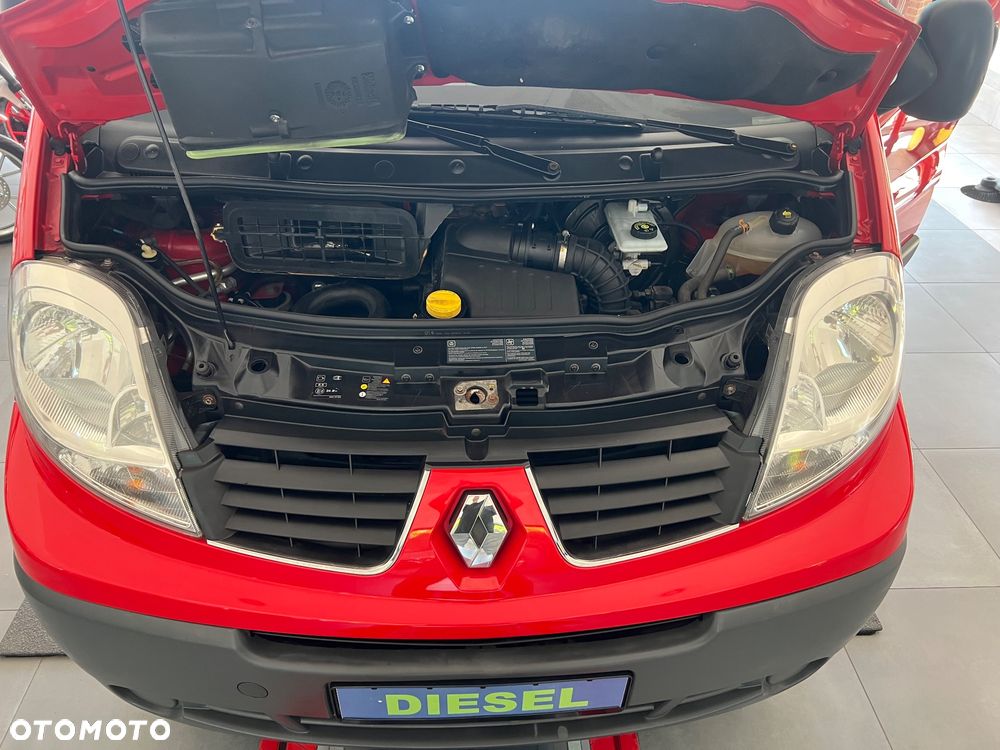 Renault Trafic - 13