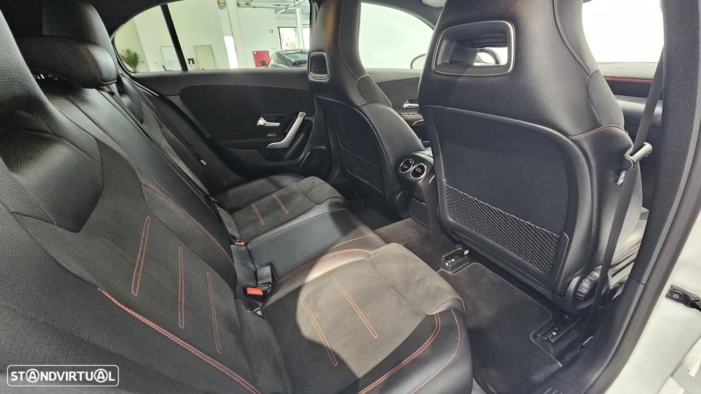 Mercedes-Benz A 180 d AMG Line Aut. - 29