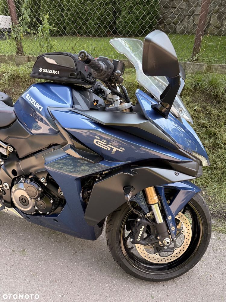 Suzuki GSX 1000 - 12