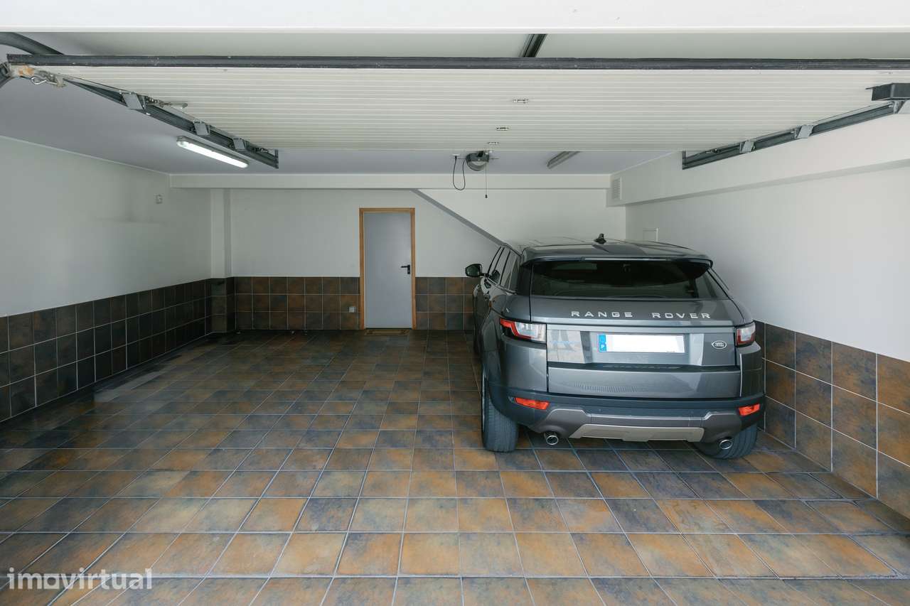 Moradia T4 na Quinta das Oliveiras em Lomar Braga - Grande imagem: 4/17
