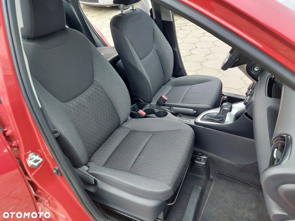 Toyota Yaris - 17