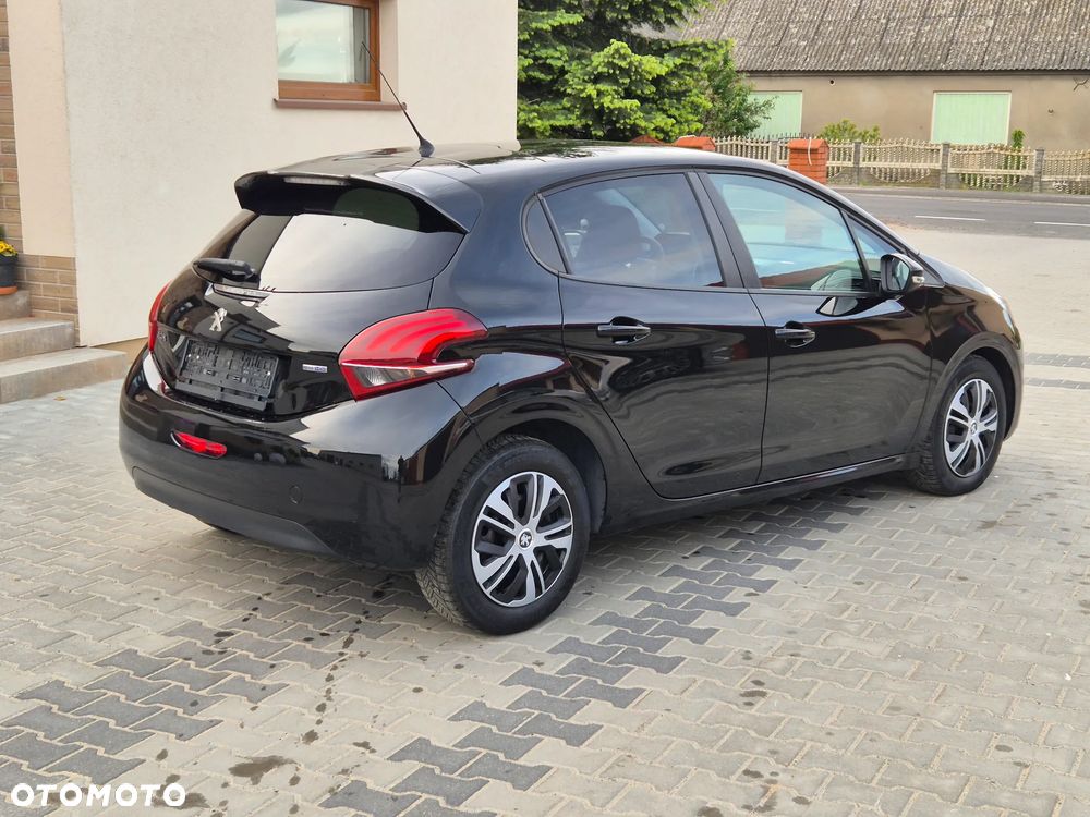 Peugeot 208 1.6 BlueHDi Active S&S - 15
