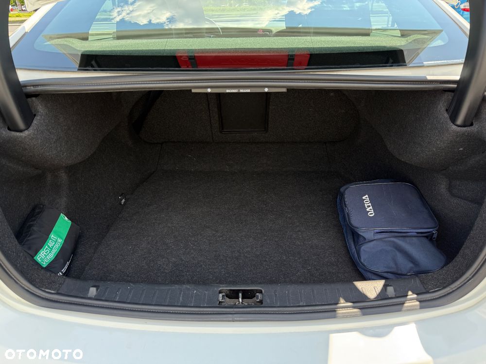 Volvo S60 D3 Drive-E Momentum - 14