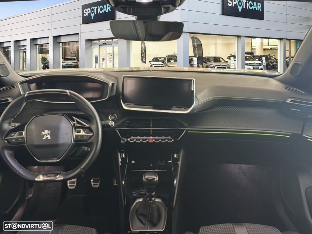 Peugeot 2008 1.2 PureTech GT - 8