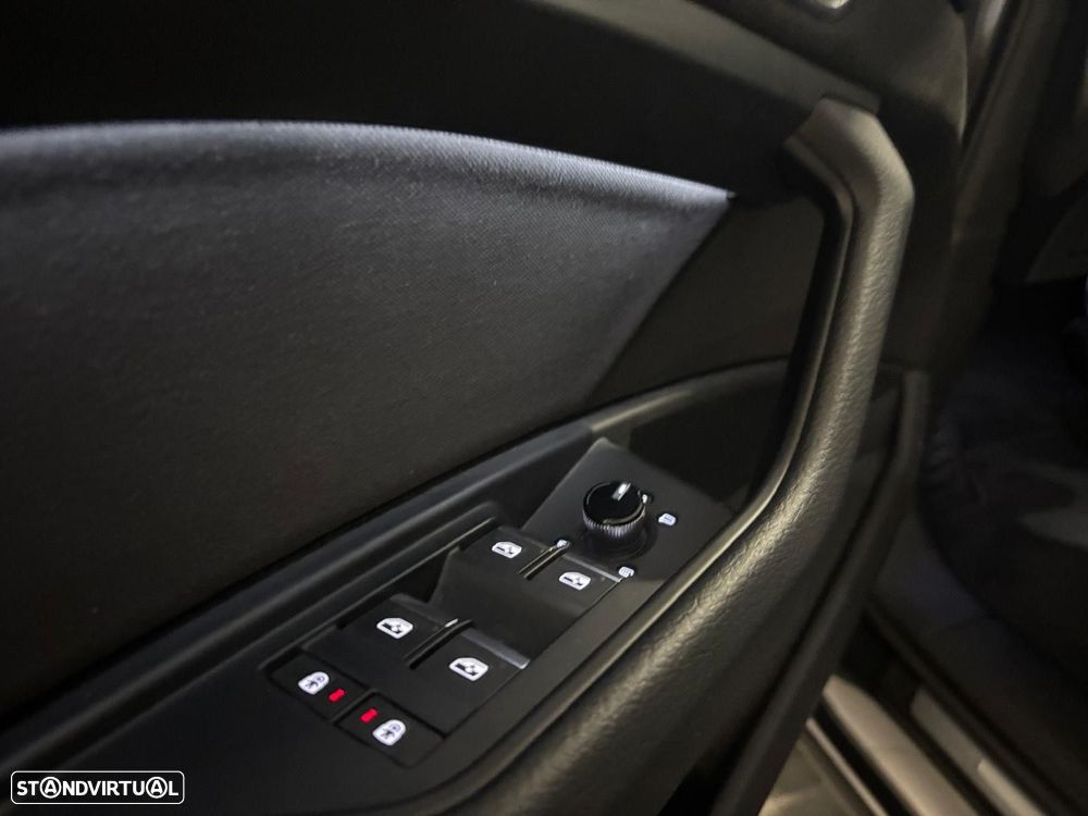 Audi Q8 e-Tron 55 quattro advanced - 12