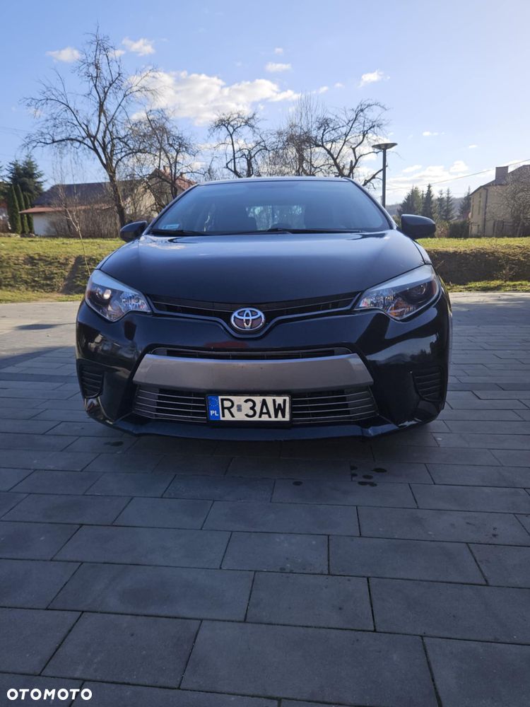 Toyota Corolla - 10