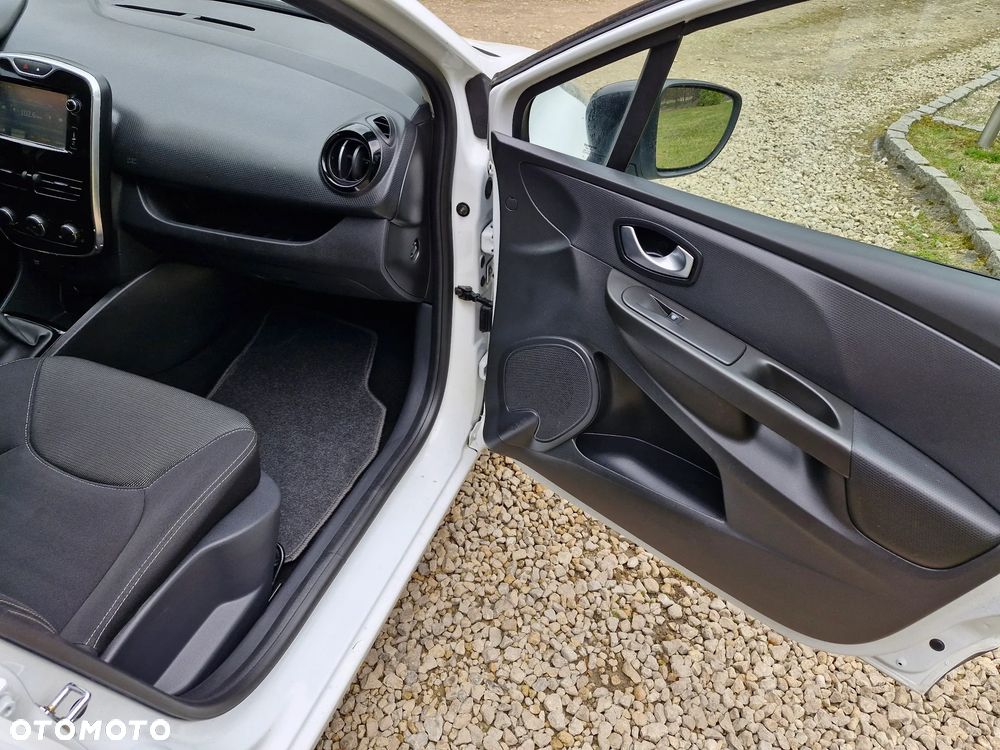 Renault Clio 1.2 16V 75 Life - 16