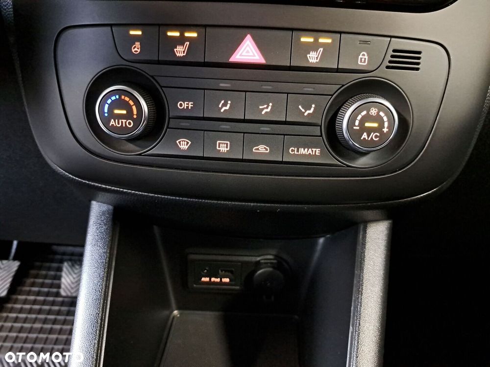 Kia Venga 1.4 L - 25