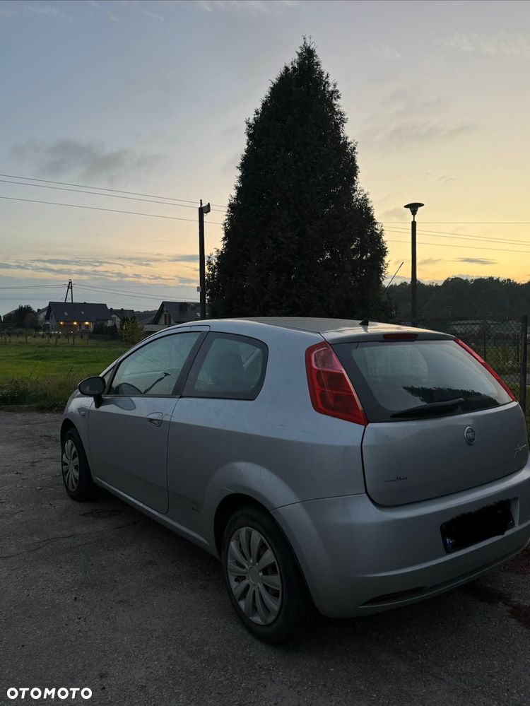 Fiat Punto 2007 photo 4