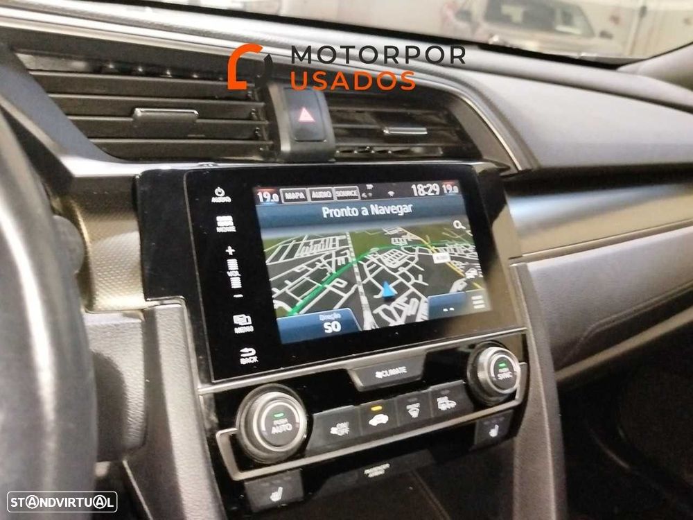 Honda Civic 1.0 i-VTEC Executive Premium - 16