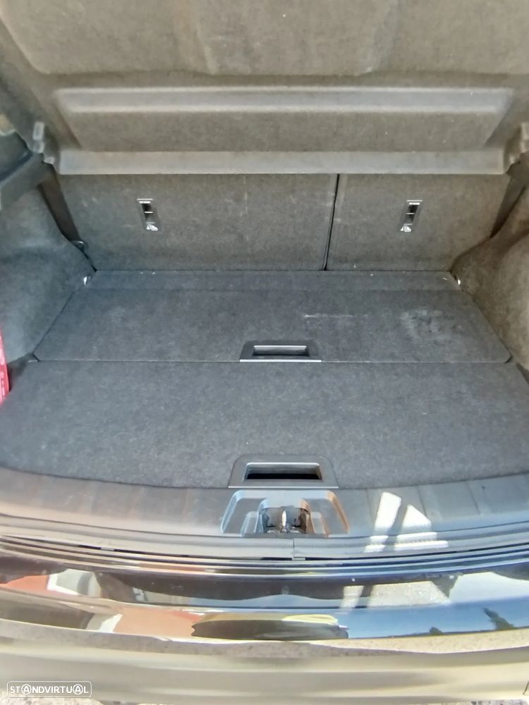 Nissan Qashqai 1.5 dCi N-Connecta 18 - 27