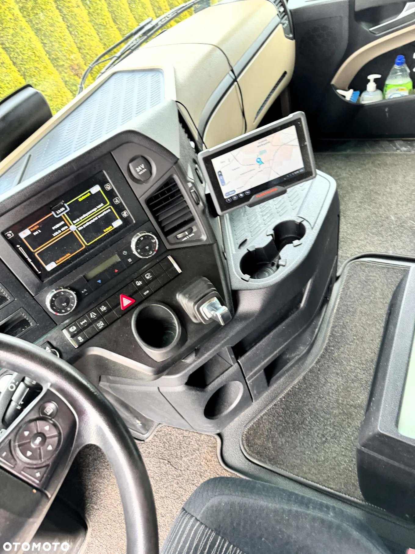 Mercedes-Benz ACTROS 1836 - 11