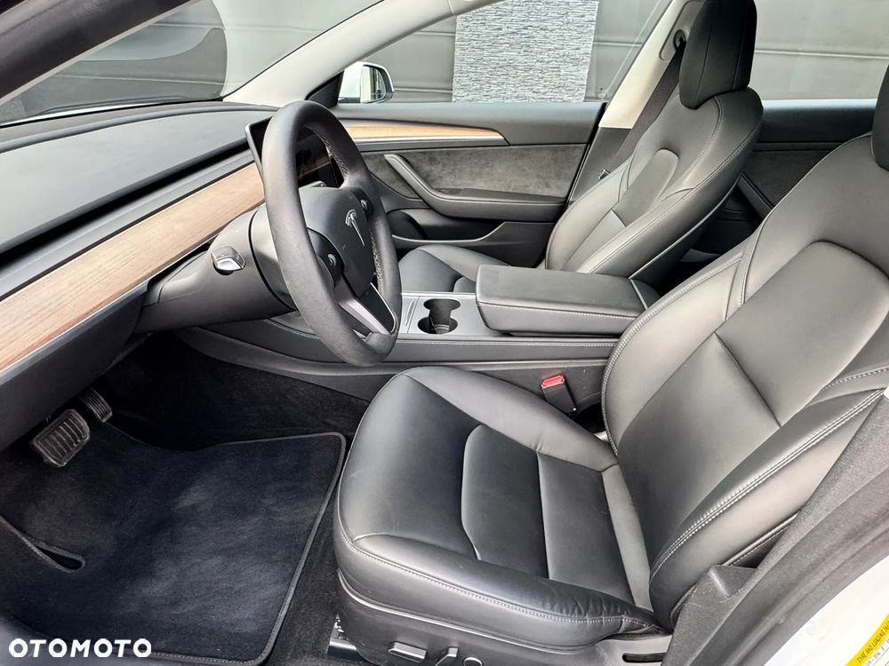 Tesla Model 3 Langstreckenbatterie Allradantrieb Dual Motor - 15