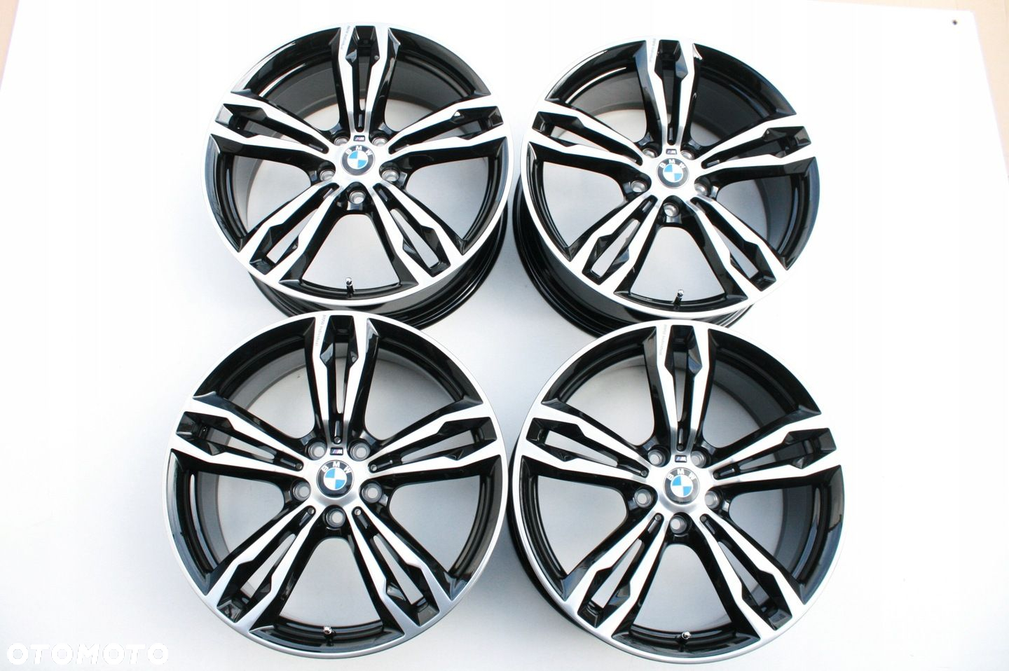 19 ORYGINAŁ BMW INDIVIDUAL M-PAKIET 1 X1 X2 X3 X4 - 7