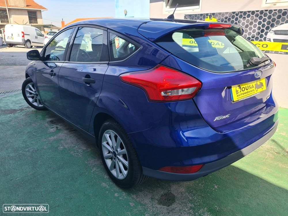 Ford Focus 1.0 SCTi Titanium - 4