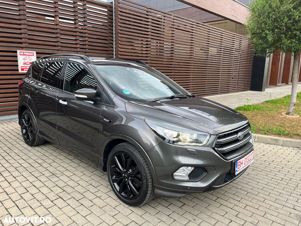 Ford Kuga 1.5 EcoBoost 4WD Aut. ST-Line - 1