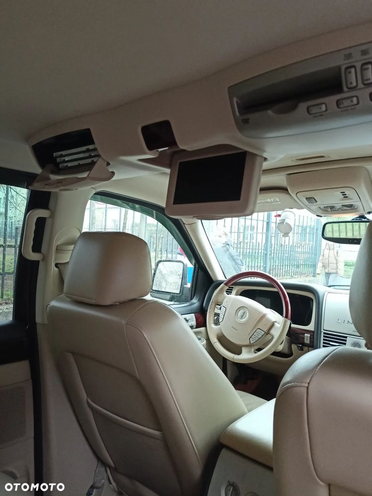 Lincoln Aviator - 28