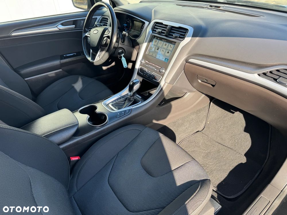 Ford Mondeo SW 2.0 TDCi Silver X (Amb.) PowerShift - 10