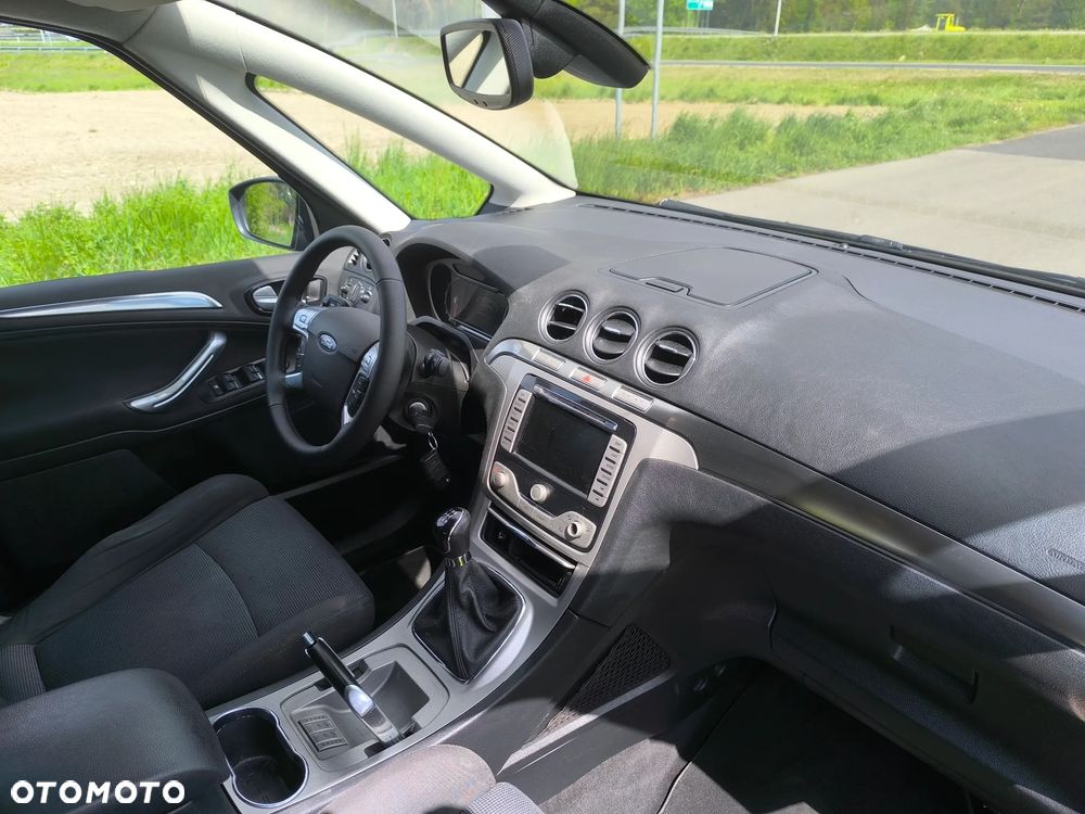 Ford S-Max 2.0 Titanium - 14