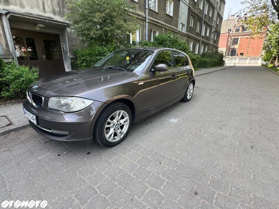 BMW Seria 1 120d - 1